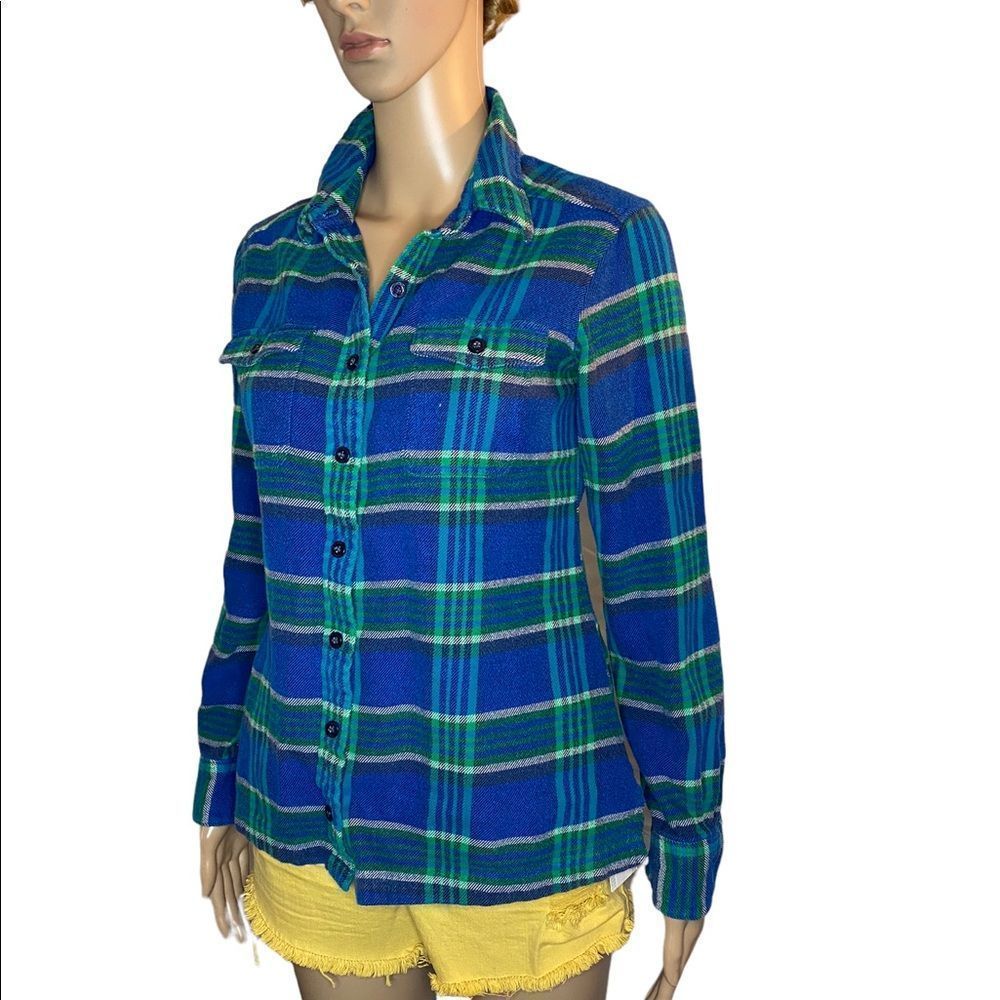 Women’s Patagonia Flannel Button Down Size 2